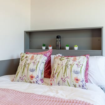 Premium En Suite - Image 2